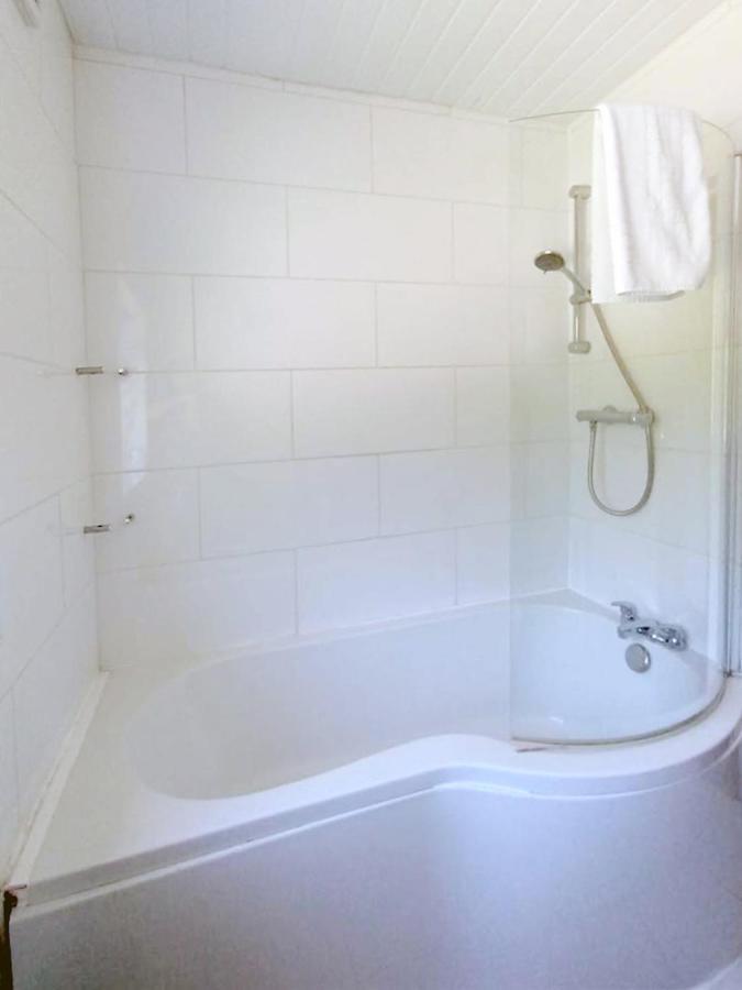 Cozy 4 Bedroom House In Smethwick With 4 Bathrooms Perfect For Contractors And Families Birmingham Exteriér fotografie